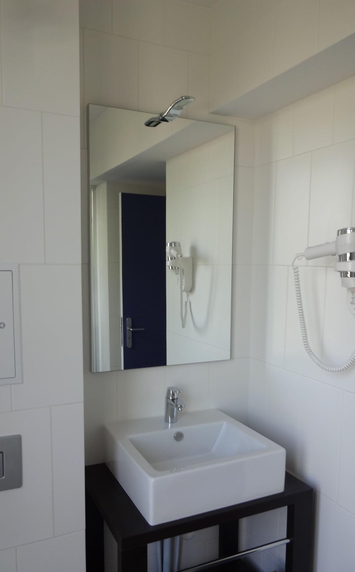 Hotel Les Terres Blanches Chatou Luaran gambar