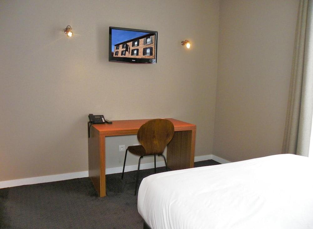 Hotel Les Terres Blanches Chatou Luaran gambar