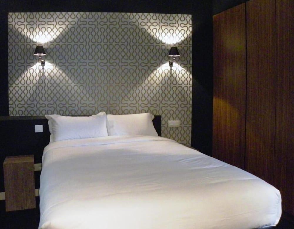 Hotel Les Terres Blanches Chatou Luaran gambar