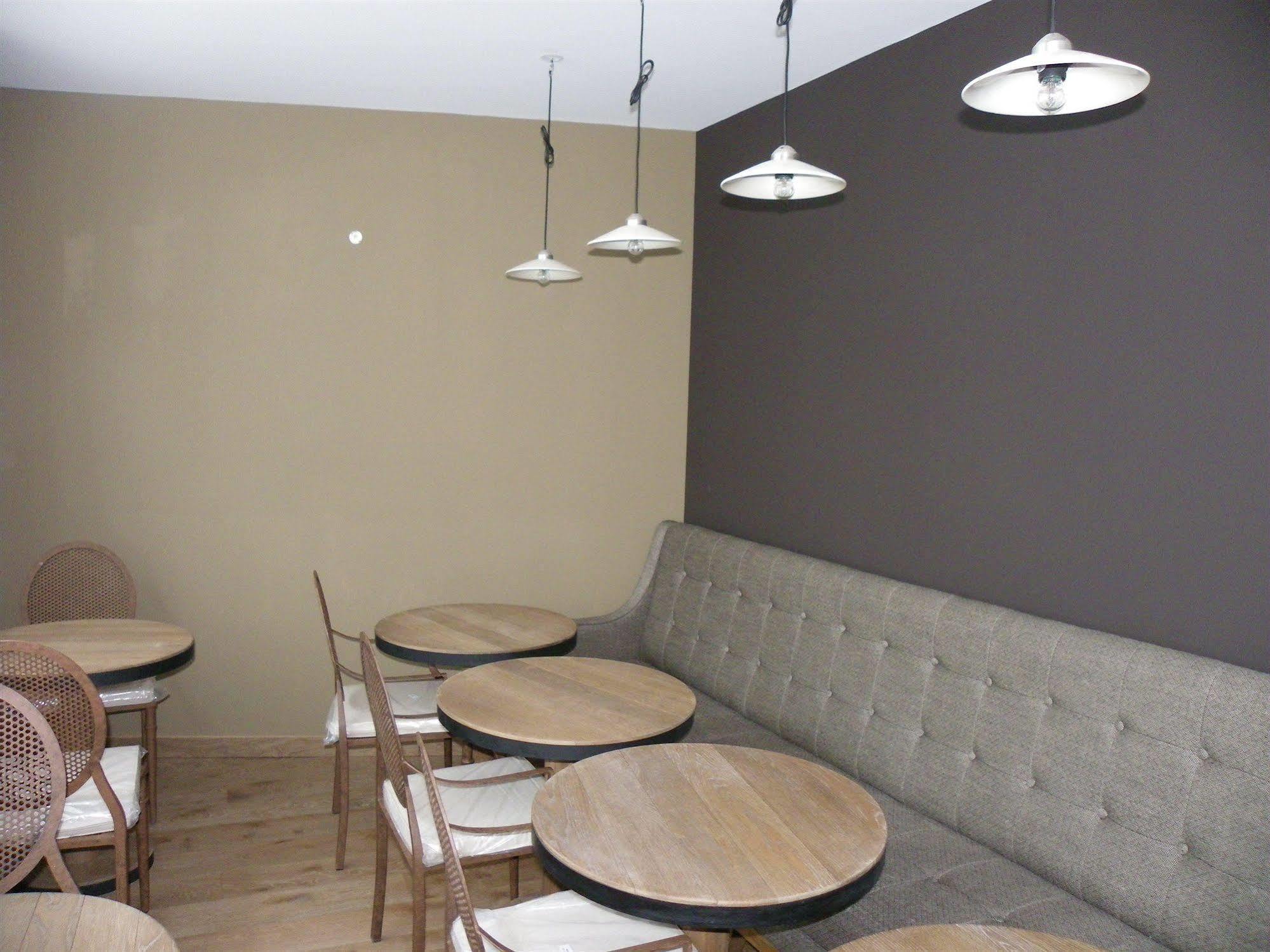 Hotel Les Terres Blanches Chatou Luaran gambar
